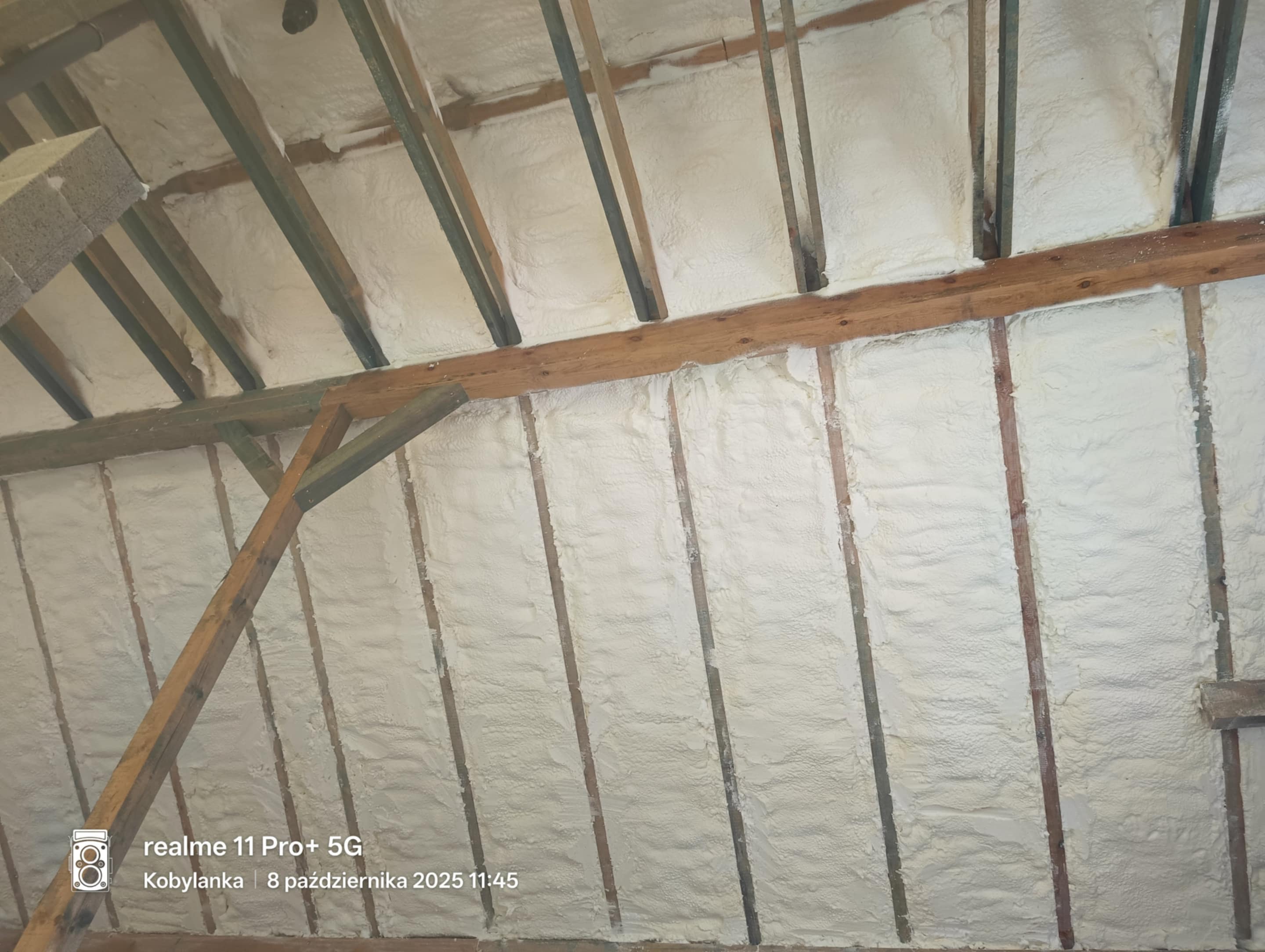 Ocieplanie dachu pianką PUR