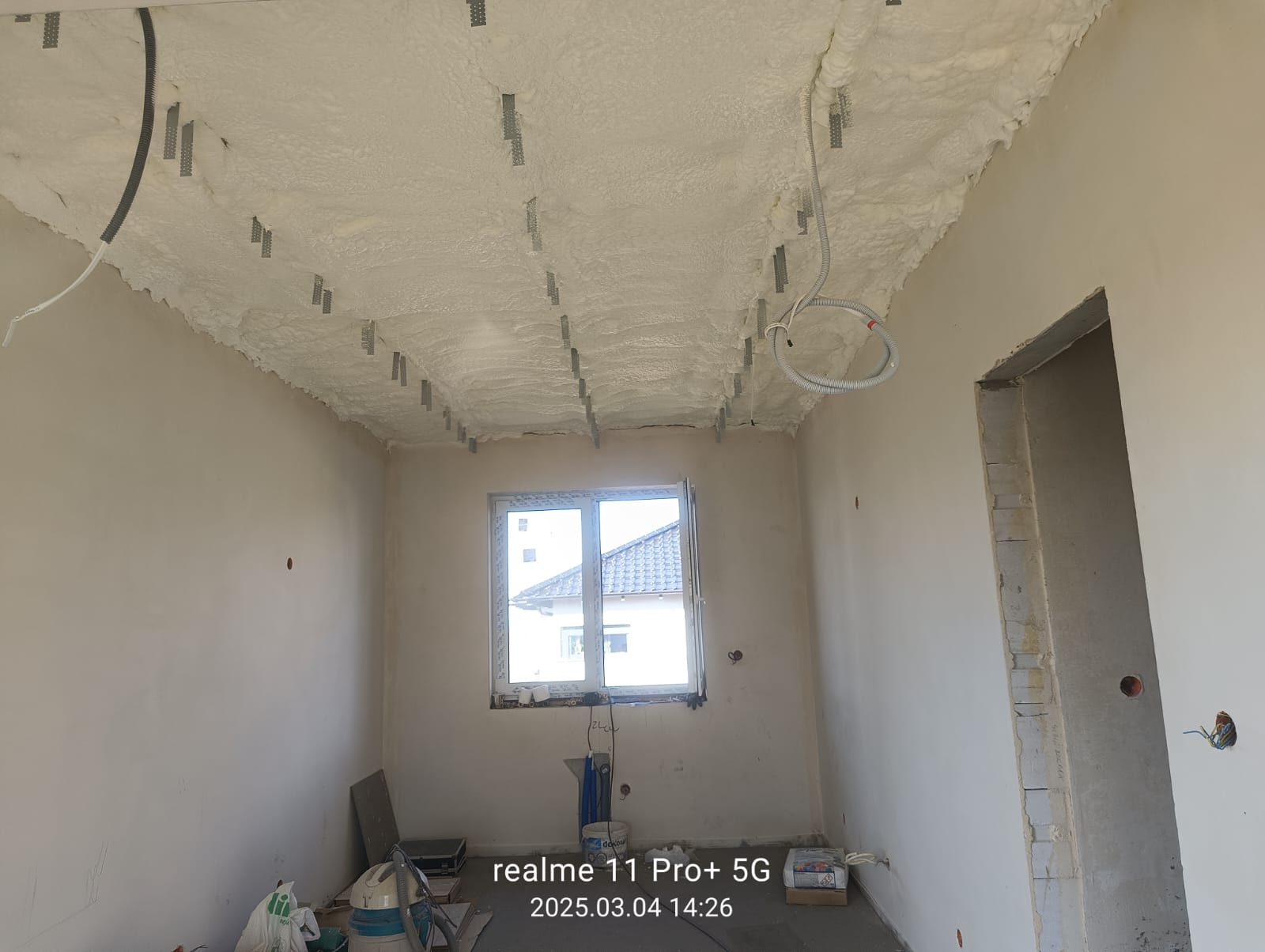 Ocieplanie pianką 10